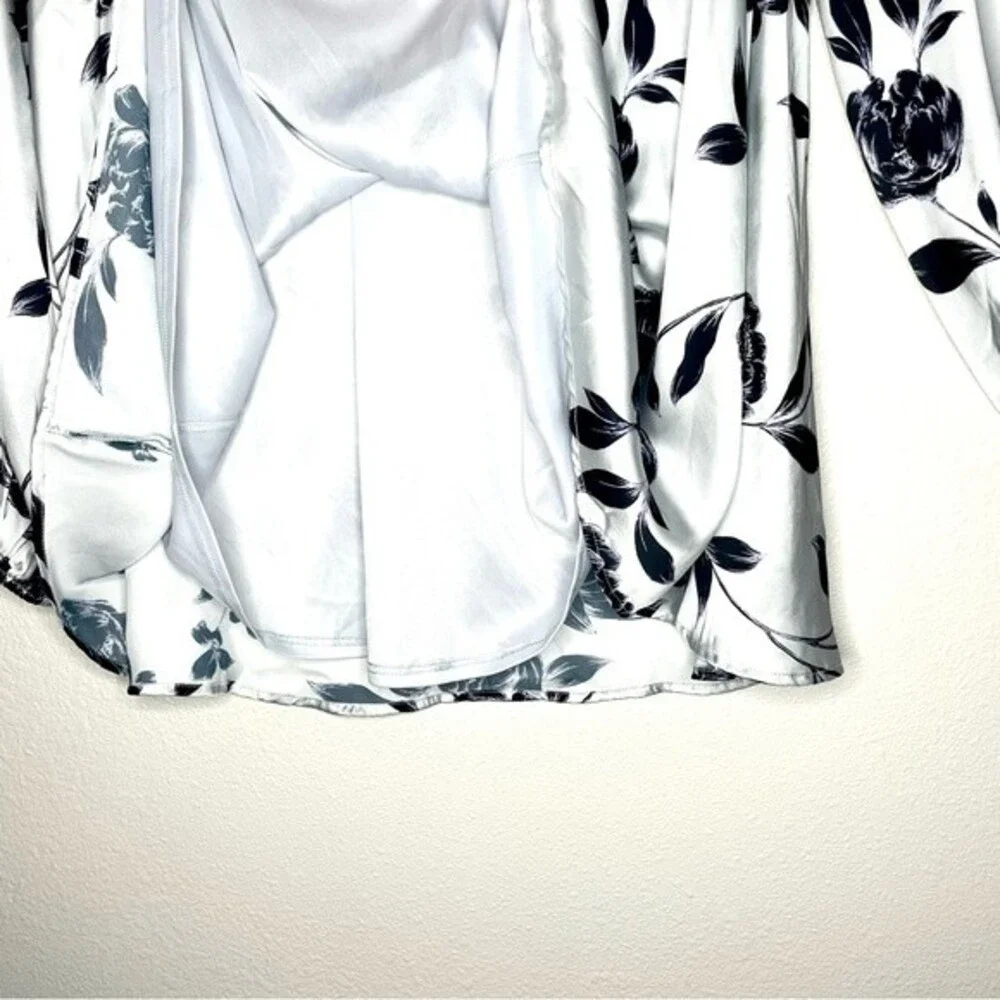 Show Me Your MuMu NWOT Thunderbird Dress S - Picture 7 of 9
